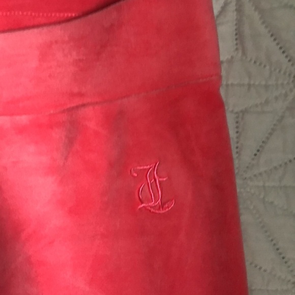 Juicy Couture high waisted bright pink velour leggings - Picture 3 of 6